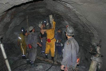 长武工程爆破中的危险因素分析以及应对工程爆破危险的措施